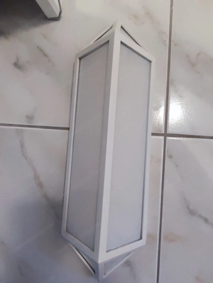 Tolles stabiles Regal, Spiegel und Lampen  Bild 7