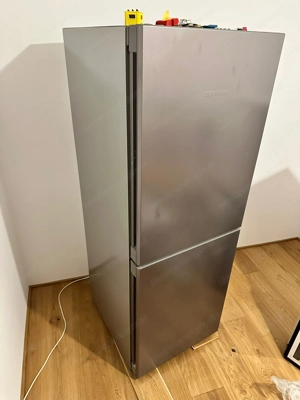 Kühl- Gefrierkombination Bild 4