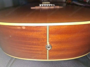 Neuwertige Westerngitarre  Bild 3