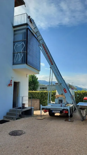 Nissan NT400   Klaas Roadrunner 29 5 Möbellift Bild 5