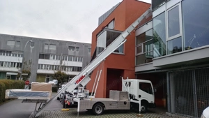 Nissan NT400   Klaas Roadrunner 29 5 Möbellift Bild 4