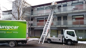 Nissan NT400   Klaas Roadrunner 29 5 Möbellift Bild 6