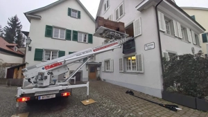 Nissan NT400   Klaas Roadrunner 29 5 Möbellift Bild 8