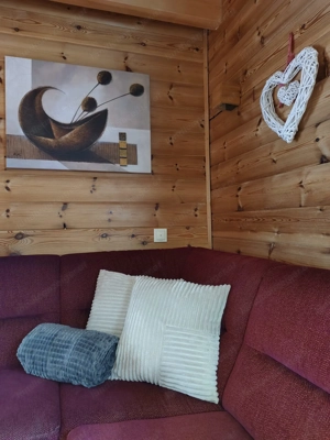 Eckcouch, weinrot, gut erhalten