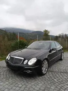 Mercedes-Benz E320 CDI Avantgarde  Bild 9