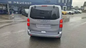 Peugeot Traveller Bild 12