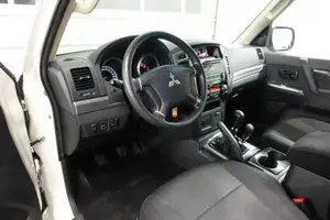 Mitsubishi Pajero Bild 4