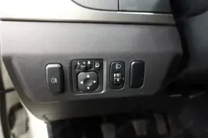 Mitsubishi Pajero Bild 9