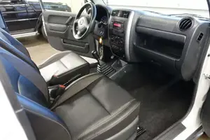 Suzuki Jimny Bild 9
