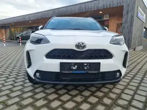 Toyota Yaris Cross Style ALLRAD****AUTOMATIC****NEUWAGEN****Hybrid Bild 3