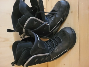 Snowboard mit Boots Gr 39 Bild 2