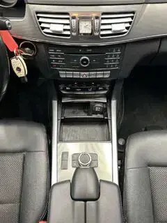 Mercedes-Benz E 220 Bild 12