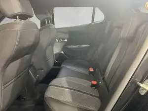 Peugeot 2008 Bild 12
