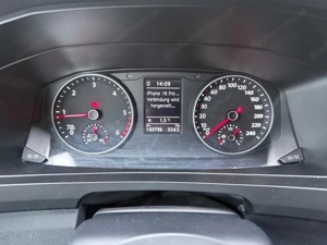 *** VW Transporter T6, schwarz, Doppelkabine, langer Radstand *** Bild 9