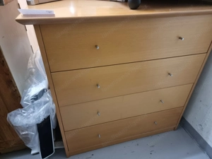 Kommode mit vier Schubladen, Buche