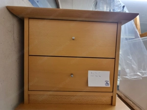 Nachtkästchen,  Buche