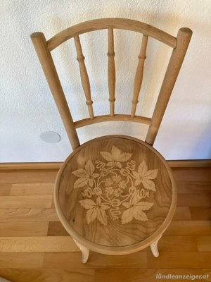 Verkaufe hergerichteten Tisch mit Orginal Thonet Stuhl Bild 4