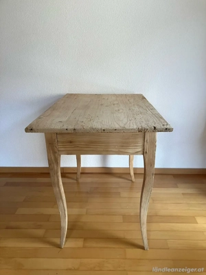 Verkaufe hergerichteten Tisch mit Orginal Thonet Stuhl Bild 3