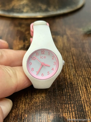 ICE OLA Watch in Candy- White