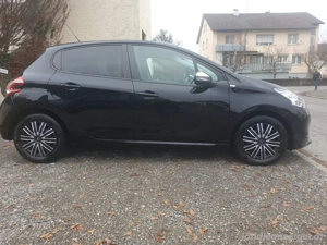 peugeot 208 Bild 6