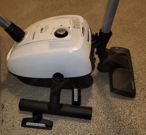 SIEMENS Staubsauger iQ 300 pus Bild 2