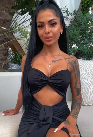 Aylin heiße  Bild 2