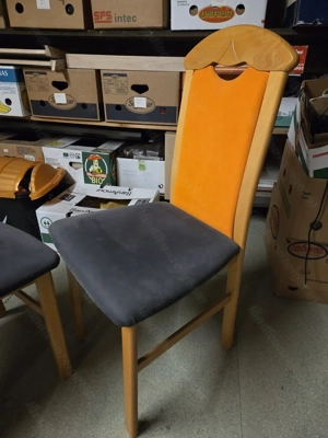 4 tolle überzogene Holzstühle in orange dunkelgrau Bild 2