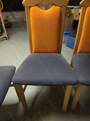 4 tolle überzogene Holzstühle in orange dunkelgrau Bild 6