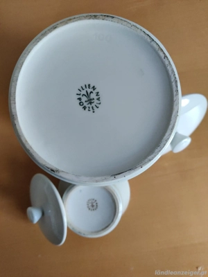 Lilienporzellan Kaffeekanne und Zuckerdose (Austria) Bild 3