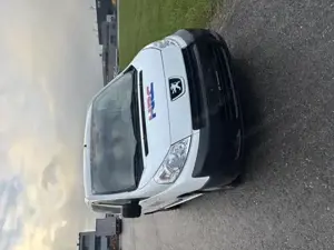 **Peugeot Expert 2.0 BJ 2011 226.610 KM MIT TÜV** Bild 3