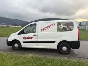 **Peugeot Expert 2.0 BJ 2011 226.610 KM MIT TÜV** Bild 2