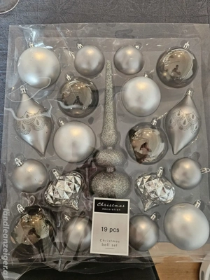 Christbaumkugeln (aus Kunststoff) zu verschenken!