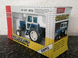 Tractor 6100 EBRO. Compact, 1:32 Bild 3