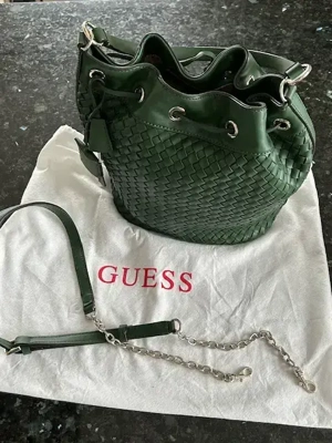 Guess geflochtene Tasche "NEU"