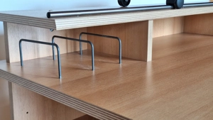 Schreibtisch   PC-Tisch Bild 2