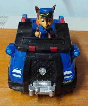 Monstertruck der Serie Paw Patrol Bild 2