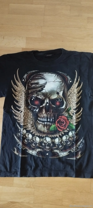 T-Shirt mit Totenkopf  Bild 2