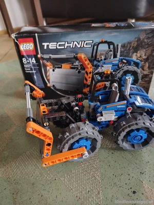 LEGO Technik 42071 Kompaktor  Bild 2