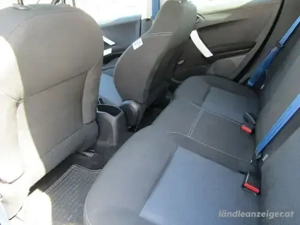 Peugeot 208 Bild 2
