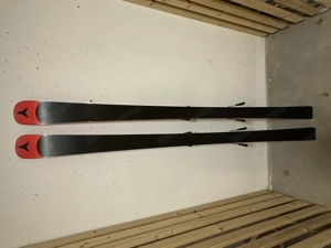 Jugend Rennski Atomic Bild 2