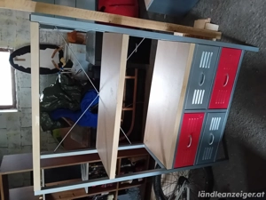 Kinderzimmermöbel oder Werkstatt Keller Bild 2