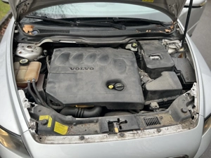 Volvo S40 2,0 D Momentum Bild 5