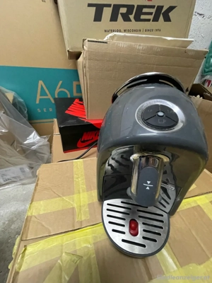 3 defekte Kaffeemaschinen 