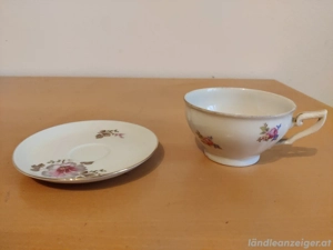 Vintage Tasse und Untertasse