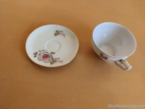 Vintage Tasse und Untertasse Bild 2
