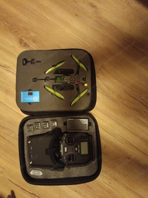 FPV Drohne EAchine Novice 4