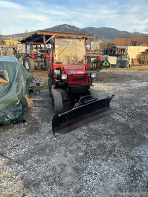 Hakotrac Winterdienst  Bild 2