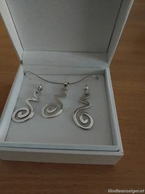 Anhänger und Ohrhänger