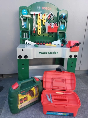 Bosch Kinder Werkbank und Werkzeug-Koffer Set   Top Zustand!