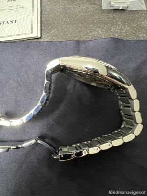 Frédérique Constant Geneve Highlife Automatic COSC (Ref. FC-303LB3NH6B) Bild 3